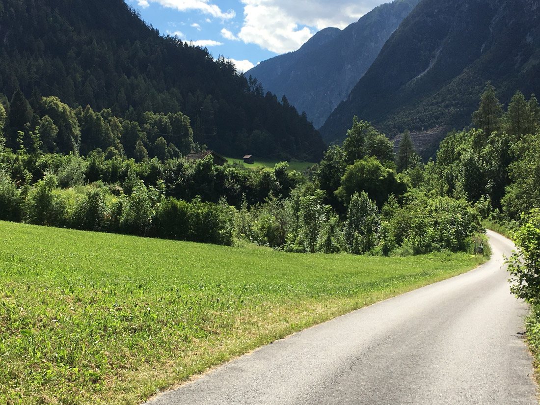 Und immer wieder traumhafte Radwege